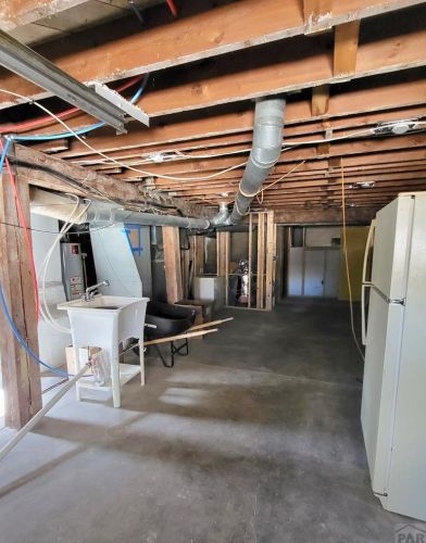 2114 Elizabeth St, Pueblo CO 81003-1809 exterior