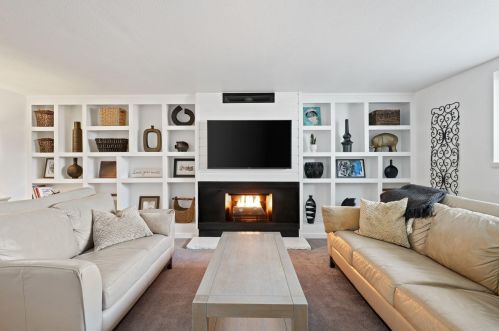 12565 Euclid Ave, Waukesha, WI 53151-4607