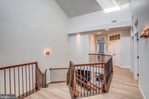 18285 Mullfield Village Ter, Leesburg VA  20176-7466 exterior