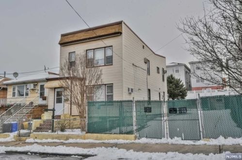 4312 Cottage Ave, North Bergen, NJ 07047-2706