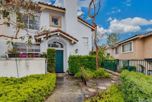 78 Tierra Plano, Trabuco Canyon, CA 92688-3341