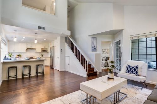 2851 Buena Crest Ct, San Jose CA  95121-2956 exterior