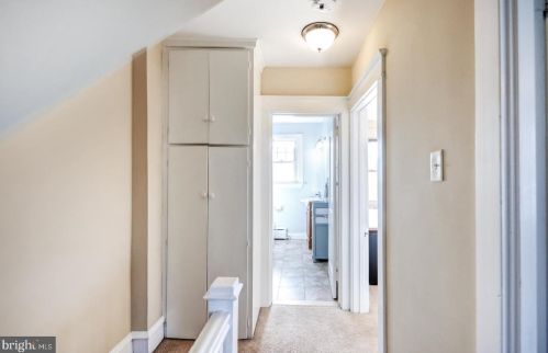 422 Delaware Ave, Lansdale PA 19446-3422 exterior