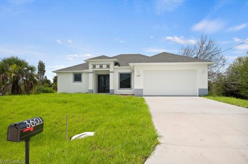 3601 26th St, Lehigh Acres, FL