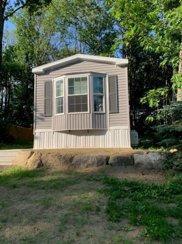 10 Fox Cross Ln, Northwood, NH 03261-4103