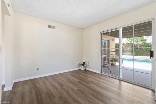 8211 Elston Pl, San Diego CA 92126-2213 exterior