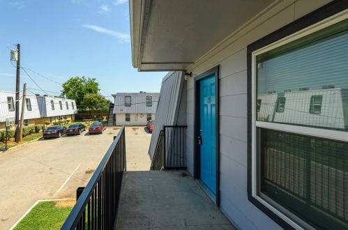 612 Londonderry Ln, Denton, TX 76205-0704