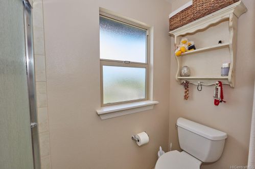 92-1969 Kulihi St, Kapolei HI  96707-3411 exterior