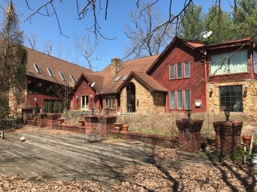 250 Shiloh Dr, Louisa, KY 41230-7702