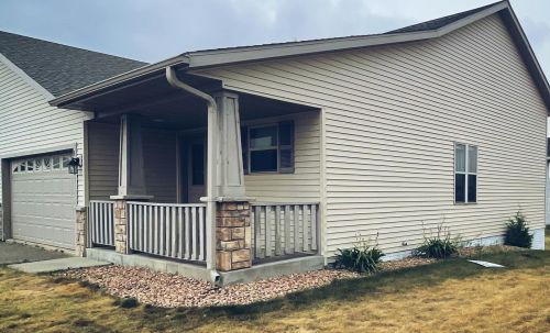 1725 Ponderosa Ln, New Johannesburg, WI 54017-6626