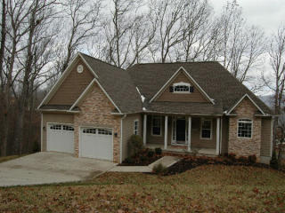 47 Springhead Ct, Oak Park, NC 28704-8833