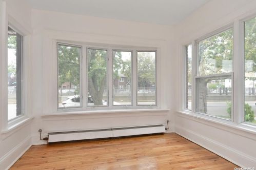 159-14 Grand Central Pkwy, Jamaica, NY 11432-1126