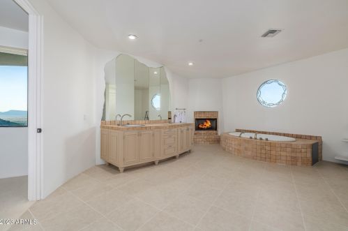 37316 29 Ave, Phoenix AZ 85086-0556 exterior