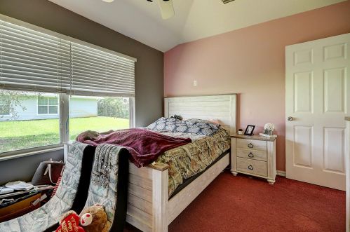 4220 61 Ave, Vero Beach FL 32968-9258 exterior