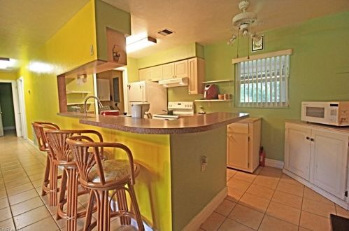 2002 9th St, Lehigh Acres FL  33936-3382 exterior