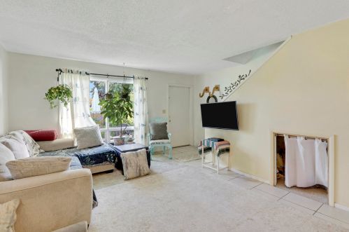 910 Shorewinds, Fort Pierce FL 34949-1537 exterior