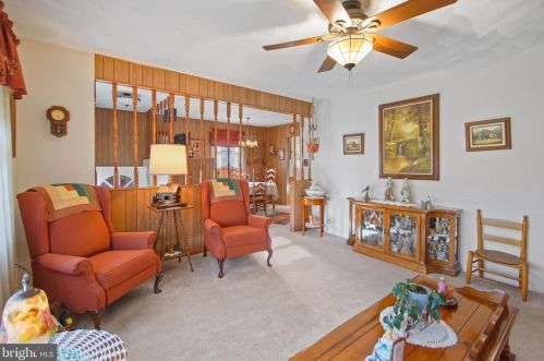 7612 Pollen St, Lorton VA  22079-1636 exterior