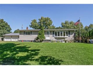 9722 230th Ave, Fairview, IA 52205-7806