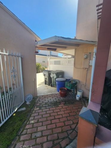 330 Ynez Ave, Monterey Park CA  91754-1639 exterior