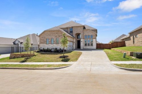 1105 Whispering Hills Dr, Midlothian TX  76063-6603 exterior