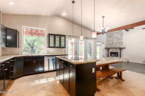 7839 Dixileta Dr, Scottsdale AZ exterior