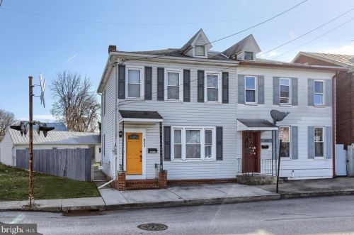 423 Bedford St, Carlisle, PA 17013-1912