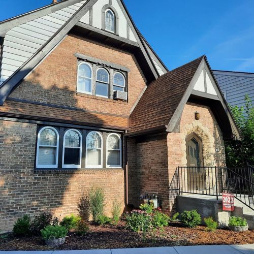 1427 Hawley Rd, Milwaukee, WI 53208-2112