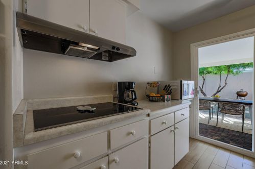 4902 76 Pl, Scottsdale AZ 85260-5503 exterior