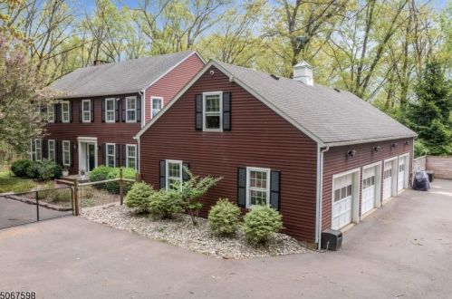 14 Pine Hill Rd, Annandale NJ  08801-3503 exterior