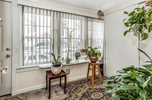 94-19 132nd St, Jamaica, NY 11418-2635