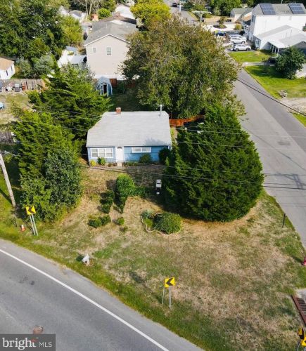 1001 Beach Blvd, Lacey NJ  08731-4726 exterior