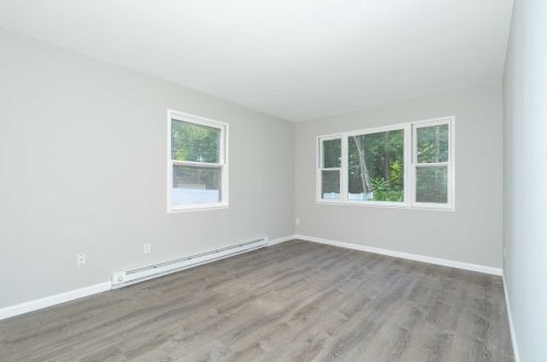 29 Milano Dr, Poughkeepsie NY  12603-6102 exterior
