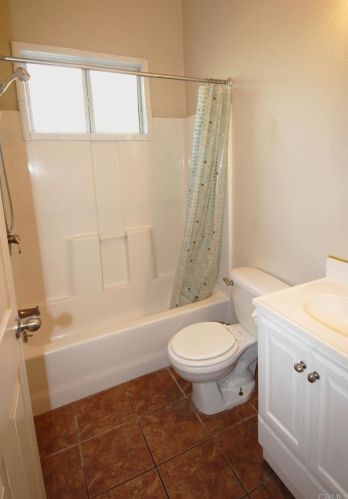 1110 Woodrail Dr, Vista CA  92083-3049 exterior