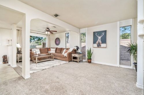 902 Shady Ln, Glendora CA  91740-5395 exterior