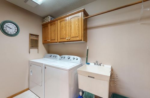 1922 Cherry St, Red Wing MN  55066-3557 exterior