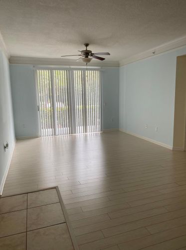 9111 Myrtlewood Cir, West Palm Beach, FL 33418-6747