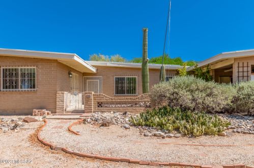 3862 Gunnison Dr, Tucson, AZ 85749-9483