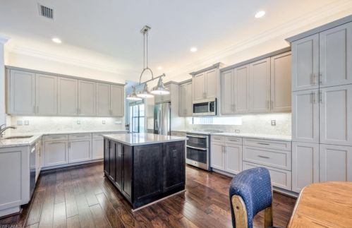 3304 Atlantic Cir, Naples FL  34119-8638 exterior