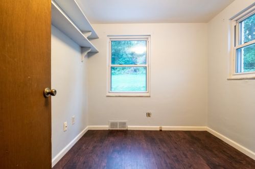 265 Chubbic Rd, Canonsburg PA  15317-5106 exterior