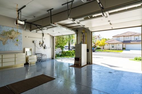 32418 Magenta Ct, Temecula CA  92592-3876 exterior