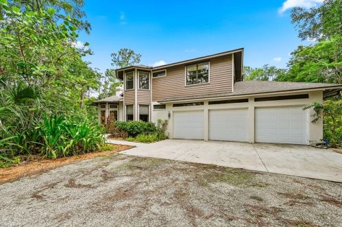 4971 Sycamore Dr, Naples, FL 34119-3913