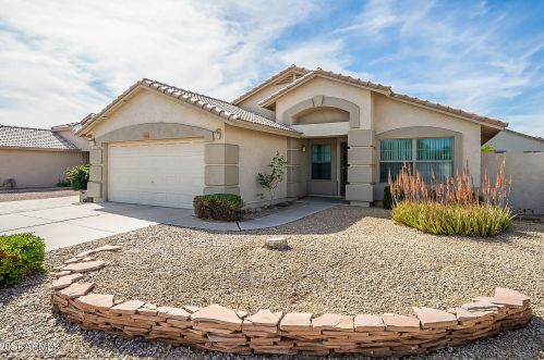 8626 69th Dr, Peoria, AZ 85345-8459