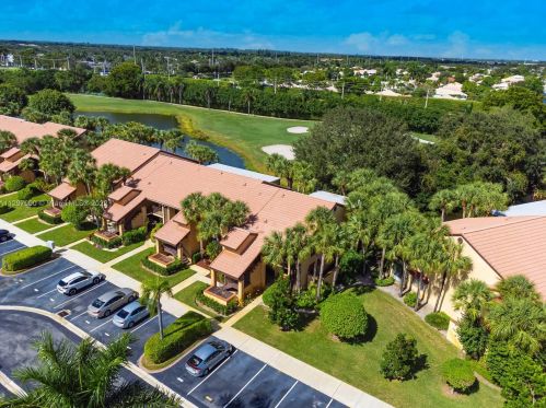 6460 Aspen Glen Cir, Boynton Beach, FL 33437-1821