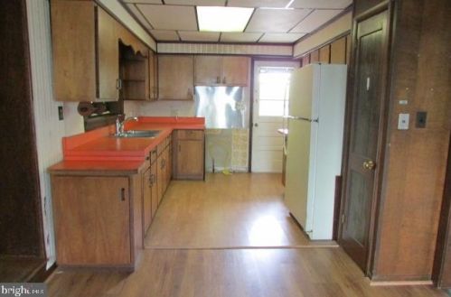 6430 Wertzville Rd, West Enola PA  17025-1166 exterior