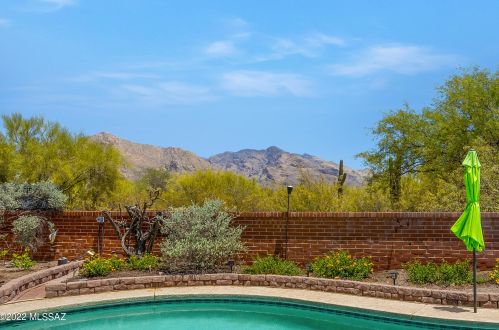 931 San Martin Dr, Tucson, AZ 85704-4422