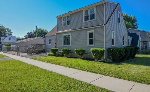 7531 Maplewood Ave, Hammond, IN 46324-3047
