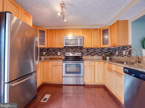 7413 Aspenpark Rd, Lorton VA  22079-1848 exterior