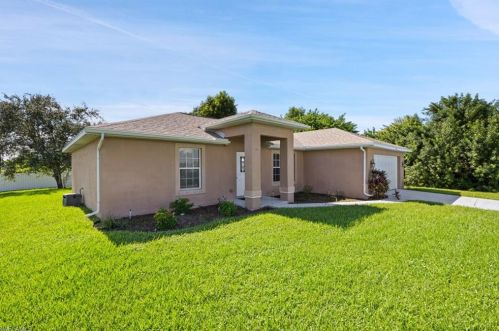436 2nd Ave, Cape Coral, FL 33909-1903