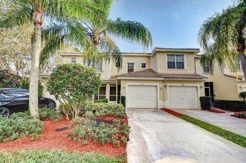 8171 Bellagio Ln, Boynton Beach, FL 33472-2739