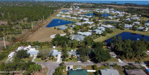 166 Kildare Dr, Sebastian, FL 32958-5211